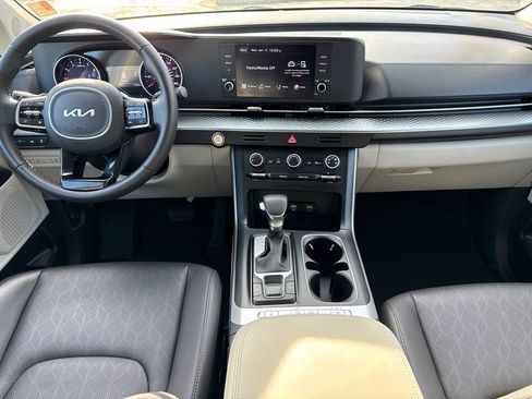 Certified 2023 Kia Carnival LX image 21