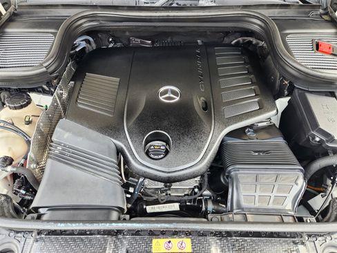 Used 2022 Mercedes-Benz GLE 450 4MATIC image 32