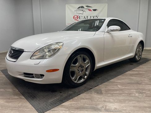 Used 2008 Lexus SC 430 Convertible image 2