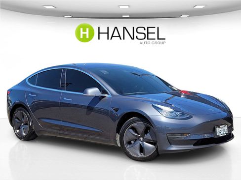 Used 2018 Tesla Model 3 Mid Range RWD image 1