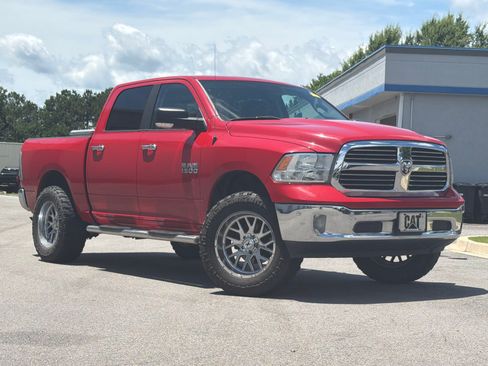Used 2017 RAM 1500 Big Horn RWD image 2