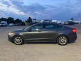 Used 2019 Ford Fusion SE image 2