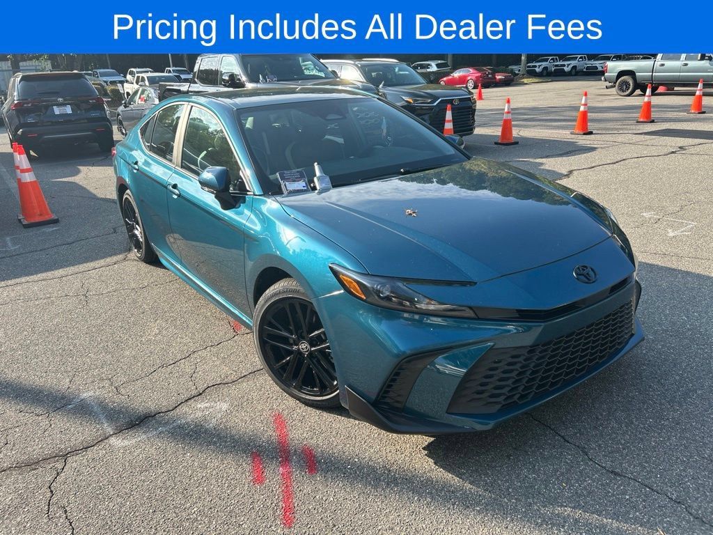 New 2026 Toyota Camry SE w/ Convenience Package FWD image 1