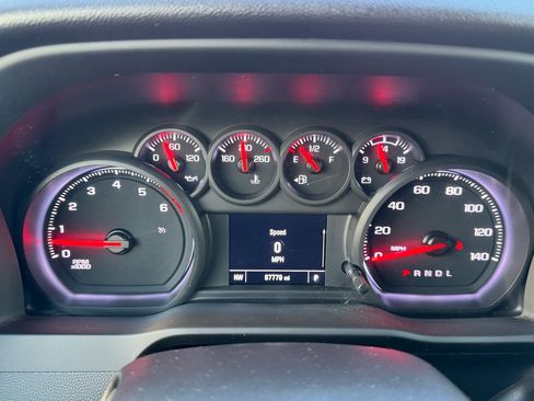 Used 2024 Chevrolet Silverado 2500 Custom w/ Custom Value Package image 28