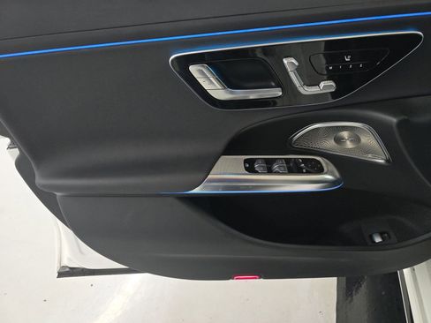 Used 2025 Mercedes-Benz E 450 4MATIC Sedan w/ Night Package image 7