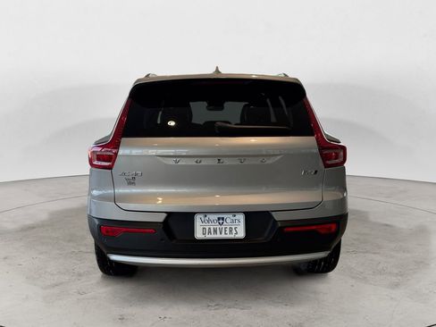 Certified 2025 Volvo XC40 B5 Core AWD/4WD image 5