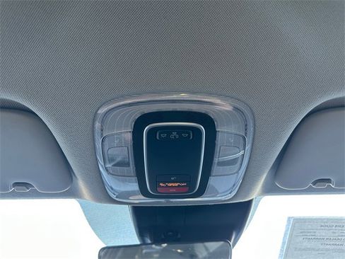 Used 2023 Hyundai Elantra Blue image 27