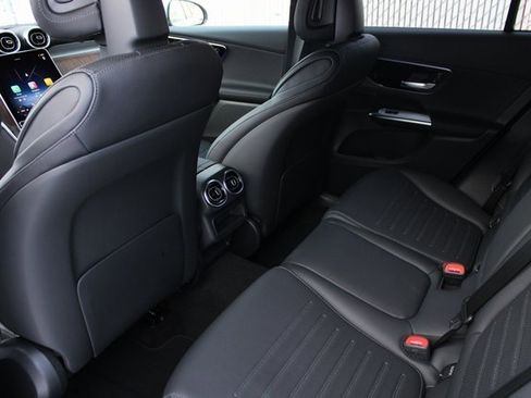 New 2025 Mercedes-Benz GLC 350e 4MATIC image 36