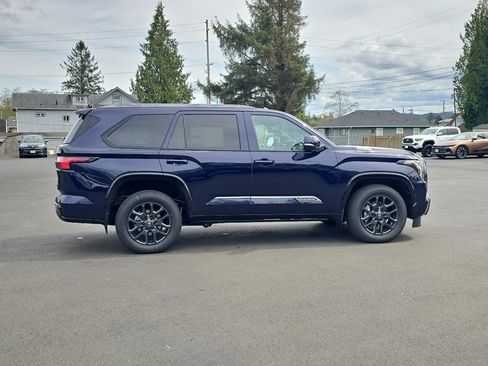 New 2026 Toyota Sequoia Platinum AWD/4WD image 7