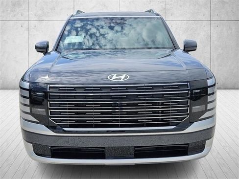 Used 2026 Hyundai Palisade Calligraphy image 5