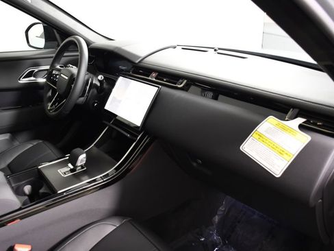 New 2026 Land Rover Range Rover Velar Dynamic SE image 19