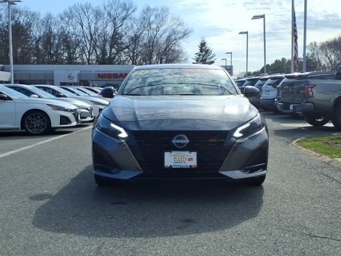 Used 2024 Nissan Altima 2.5 SR image 2