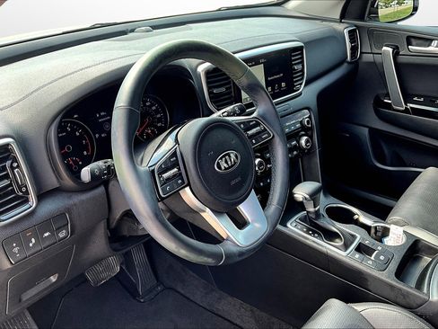 Used 2021 Kia Sportage EX w/ EX Technology Package image 20