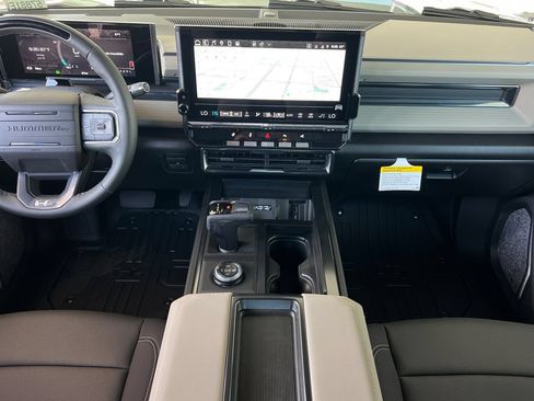New 2026 GMC Hummer EV 4x4 Crew Cab image 10