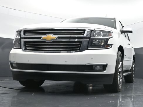 Used 2015 Chevrolet Tahoe LTZ RWD image 35
