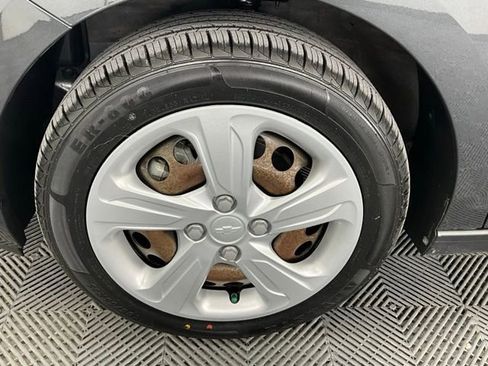 Used 2022 Chevrolet Spark LS image 29