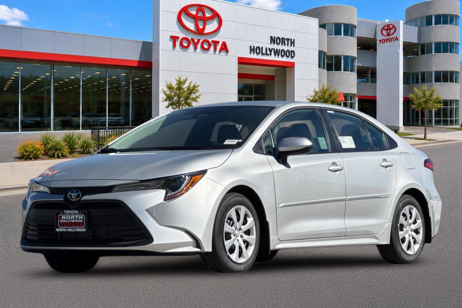 New 2027 Toyota Corolla LE FWD image 2