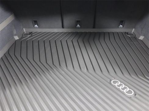 New 2025 Audi Q5 Prestige image 25