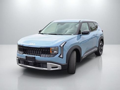 New 2027 Kia Seltos S FWD image 8