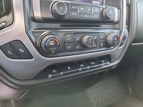 Used 2016 GMC Sierra 1500 SLE w/ SLE Value Package AWD/4WD image 19