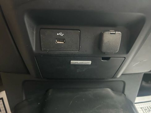 Used 2018 Ford F150 XL w/ Equipment Group 101A Mid image 13