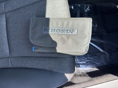 Used 2025 Honda Accord SE image 35