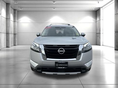 Certified 2025 Nissan Pathfinder SL AWD/4WD image 3