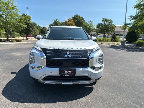 Used 2024 Mitsubishi Outlander SE AWD/4WD image 7