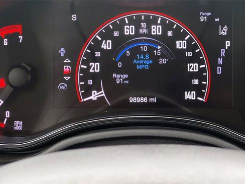 Used 2019 Dodge Durango R/T w/ Technology Group image 29