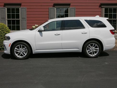 Used 2022 Dodge Durango GT RWD image 4