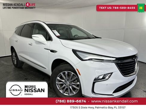 Used 2024 Buick Enclave Premium image 1