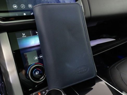 Used 2022 Land Rover Range Rover P525 Westminster Edition image 61