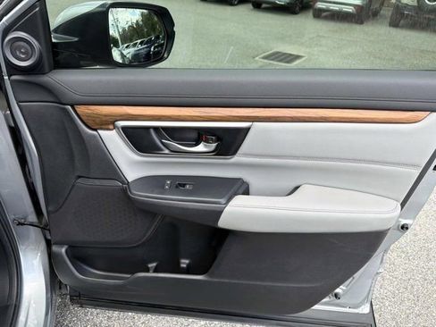 Used 2022 Honda CR-V Touring image 14