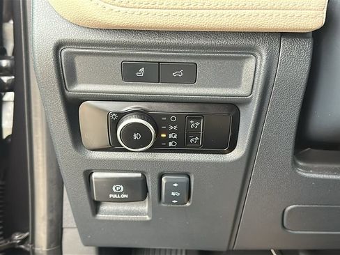 Used 2024 Ford Expedition Max Limited RWD image 21