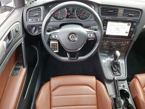 Used 2019 Volkswagen Golf Alltrack SEL image 11