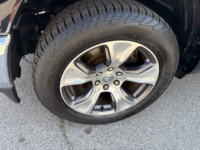 Used 2021 RAM 1500 Laramie AWD/4WD image 24