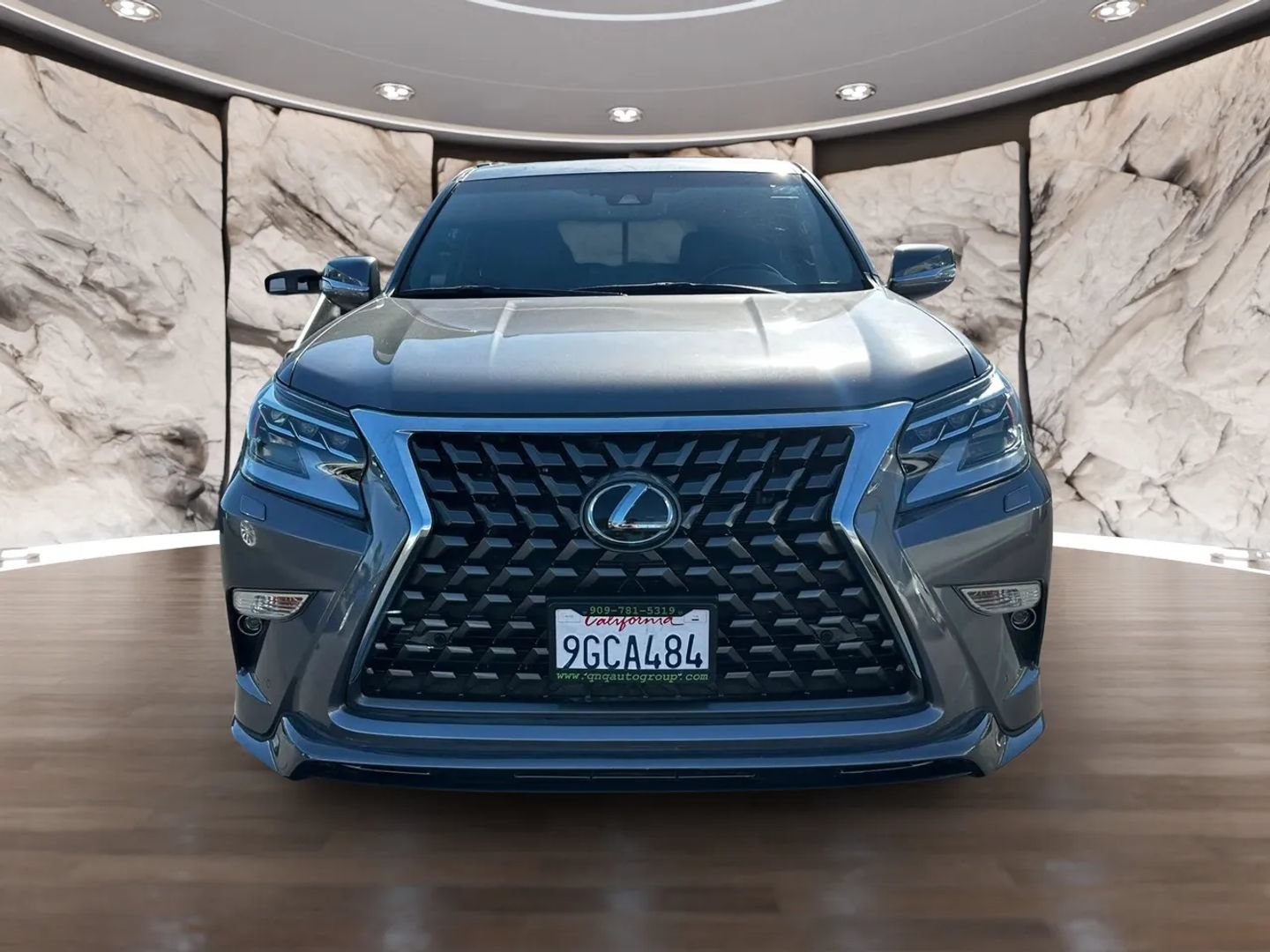 Used 2023 Lexus GX 460 Premium w/ Accessory Package AWD/4WD image 2
