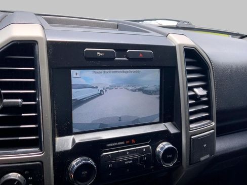Used 2017 Ford F150 Lariat AWD/4WD image 27
