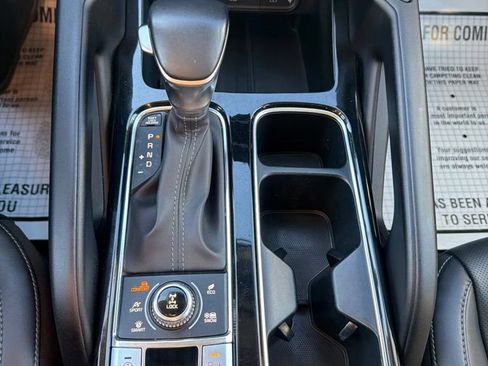 Used 2025 Kia Telluride S AWD/4WD image 31