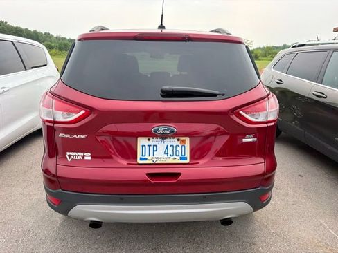 Used 2016 Ford Escape SE w/ SE Leather Comfort Package AWD/4WD image 9