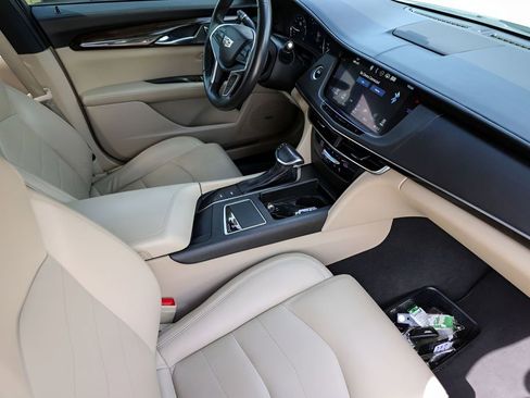 Used 2018 Cadillac CT6 2.0T RWD image 30