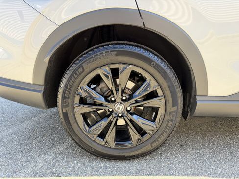 Used 2023 Honda CR-V Sport Touring image 9