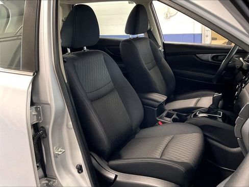 Used 2020 Nissan Rogue S AWD/4WD image 11