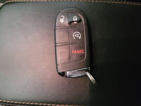 Used 2017 Jeep Compass Latitude w/ Popular Equipment Group image 32