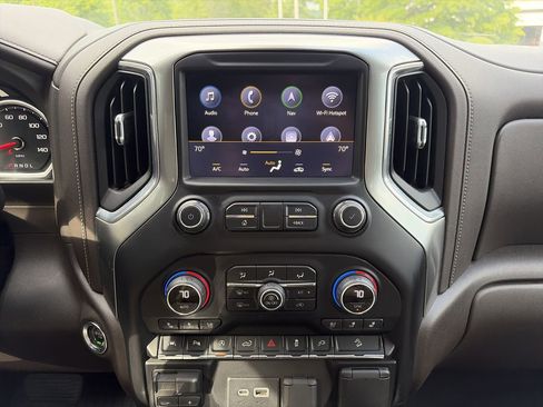 Used 2020 Chevrolet Silverado 1500 LTZ w/ LTZ Premium Package AWD/4WD image 27