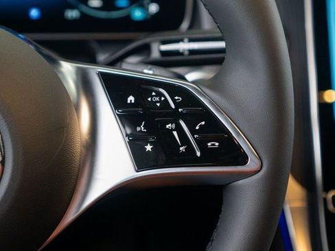 Certified 2026 Mercedes-Benz GLC 300 4MATIC image 27