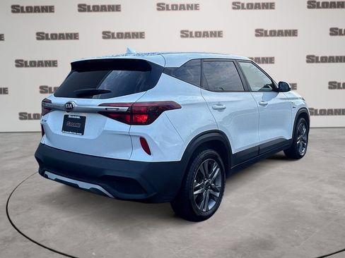 Used 2021 Kia Seltos LX AWD/4WD image 5