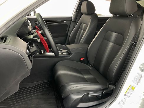 Used 2025 Honda Civic Sport image 20