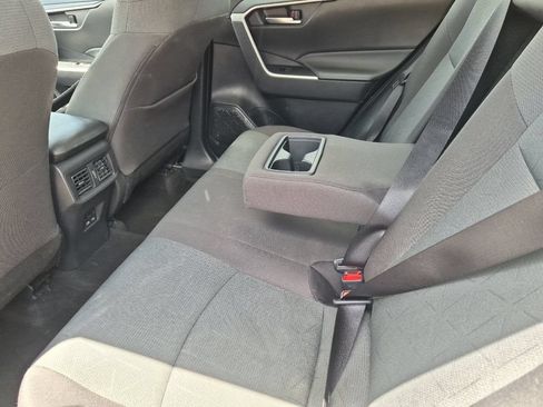 Used 2025 Toyota RAV4 XLE FWD image 12