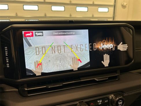 New 2025 Jeep Wrangler Sahara w/ Technology Group image 24